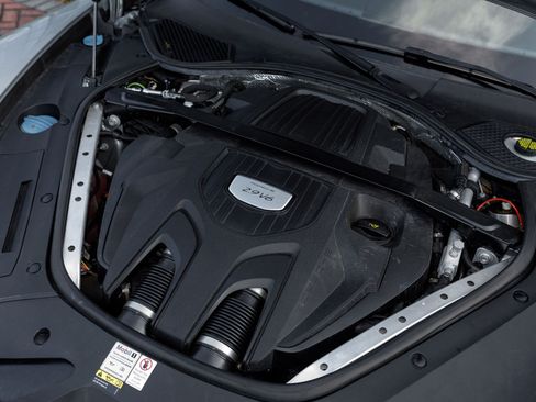 Used 2021 Porsche Panamera image 10
