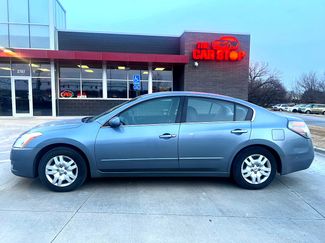 Used 2011 Nissan Altima 2.5 S image 1