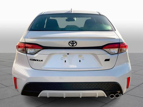 Used 2022 Toyota Corolla SE FWD image 5