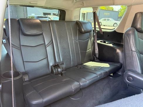 Used 2018 Cadillac Escalade ESV 2WD image 37
