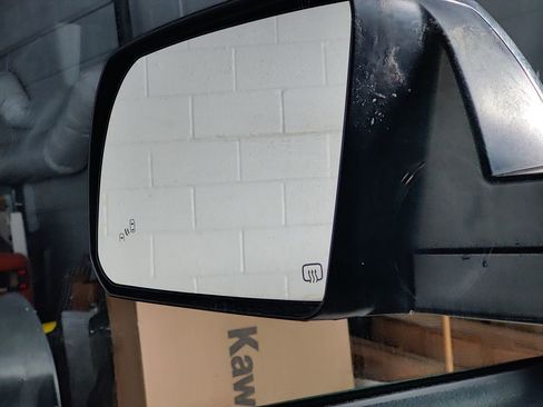 Used 2019 Toyota Tundra Limited w/ Limited Premium Package image 43