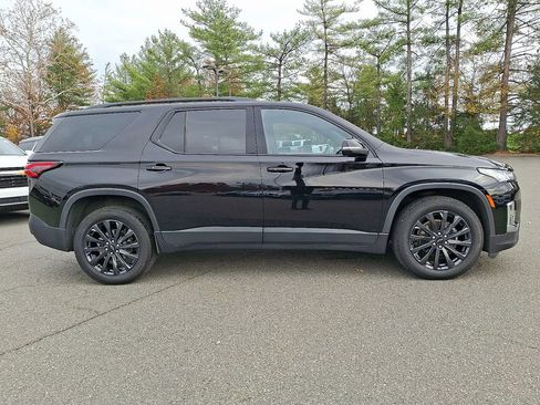 Certified 2023 Chevrolet Traverse RS image 7