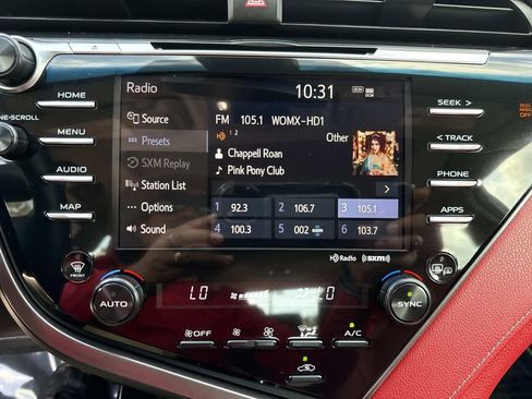 Used 2020 Toyota Camry XSE image 31