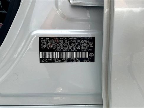 Used 2024 Lexus IS 300 w/ Comfort Package RWD image 18