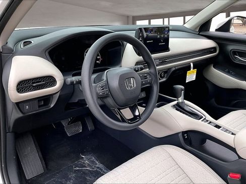 New 2026 Honda HR-V LX image 7
