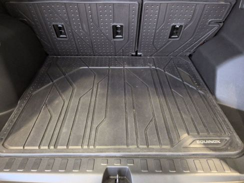 Used 2019 Chevrolet Equinox LT image 35