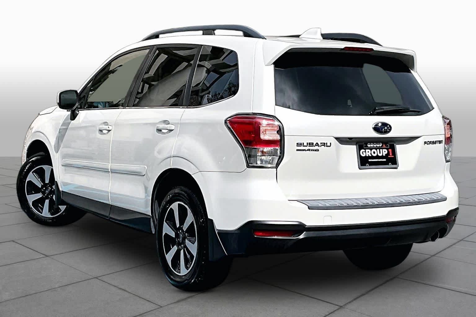 Used 2017 Subaru Forester 2.5i Limited w/ Popular Package #1 AWD/4WD image 12