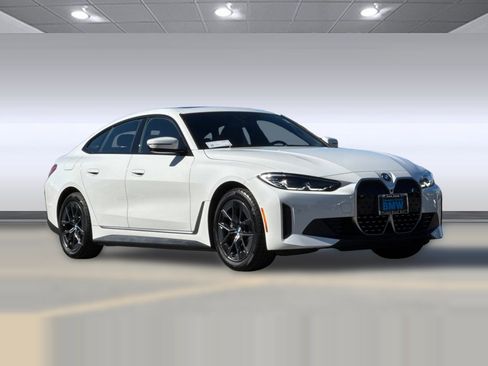 Certified 2023 BMW i4 eDrive35 w/ Premium Package image 6