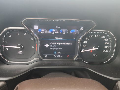 Used 2021 GMC Yukon XL Denali AWD/4WD image 10