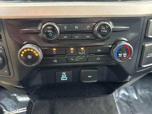 Certified 2024 Ford F250 XLT w/ Snow Plow Prep Package image 18