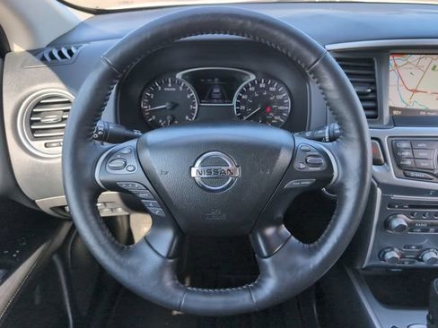 Used 2020 Nissan Pathfinder SL AWD/4WD image 22