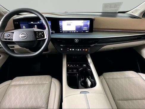 Used 2025 Nissan Murano Platinum w/ Cargo Package AWD/4WD image 7