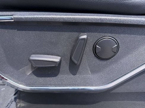 Used 2024 Ford F350 Lariat w/ Chrome Package AWD/4WD image 28