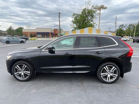 Used 2018 Volvo XC60 T5 Momentum w/ Vision Package AWD/4WD image 4