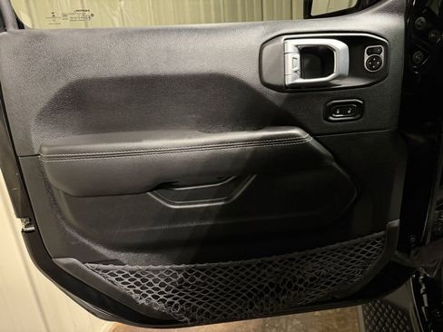 Used 2023 Jeep Wrangler Unlimited Sahara w/ Cold Weather Group image 12