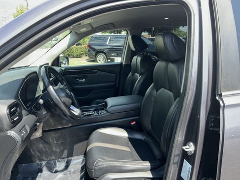 Used 2023 Honda Pilot EX-L image 13