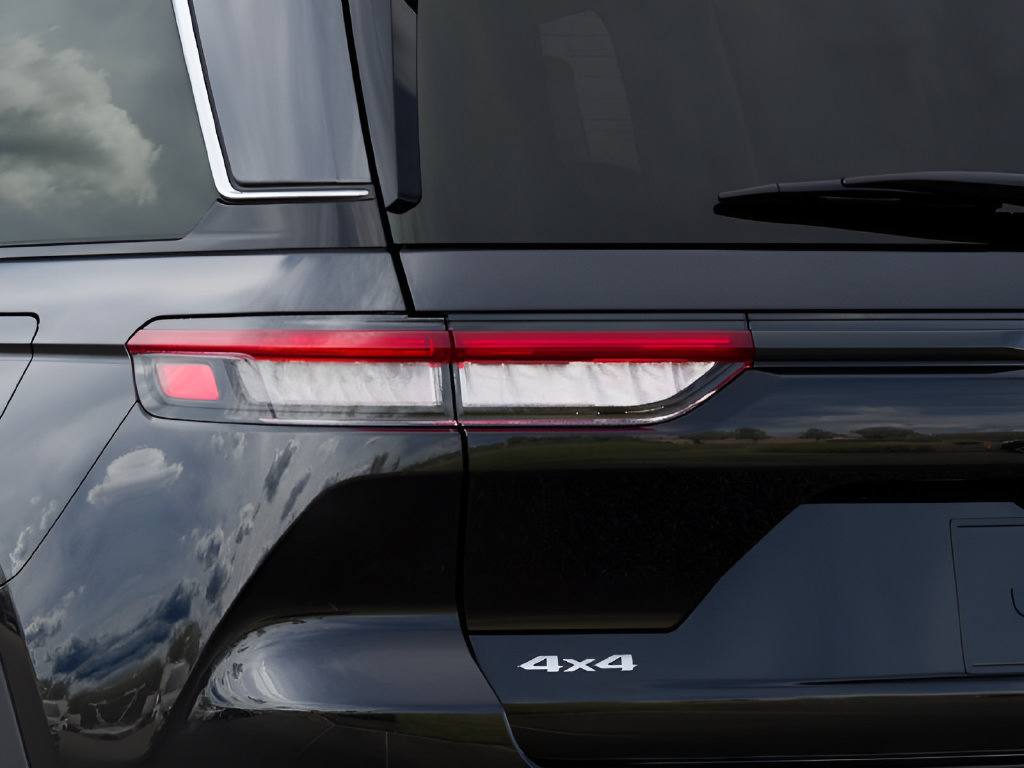 New 2026 Jeep Grand Cherokee Limited AWD/4WD image 10