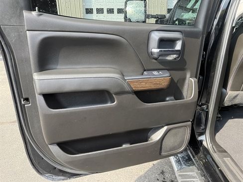 Used 2019 GMC Sierra 3500 Denali w/ Duramax Plus Package AWD/4WD image 37