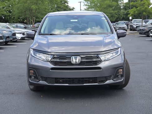 New 2026 Honda Odyssey Touring image 17