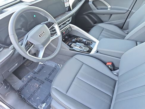 New 2025 Audi Q5 Premium Plus image 14