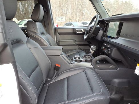 New 2025 Ford Bronco Badlands w/ Sasquatch Package image 8