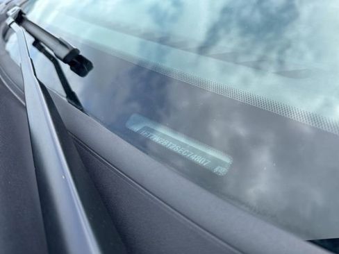 Used 2025 Ford F250 XLT w/ FX4 Off-Road Package image 22