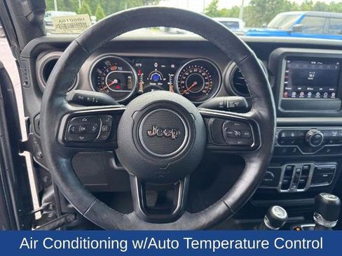 Used 2018 Jeep Wrangler Unlimited Sport S AWD/4WD image 12