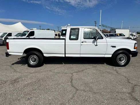 Used 1997 Ford F250 image 4