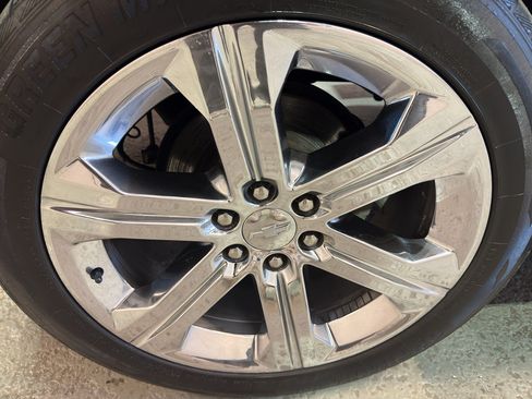 Used 2017 Chevrolet Tahoe Premier AWD/4WD image 40