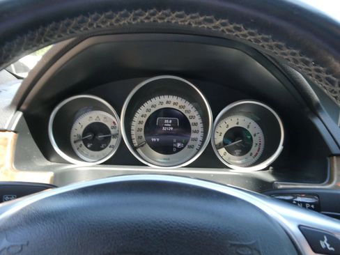 Used 2015 Mercedes-Benz E 350 4MATIC Sedan image 18