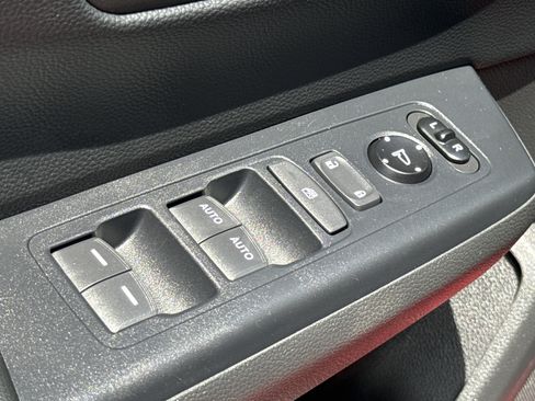 Used 2023 Honda CR-V Sport image 24