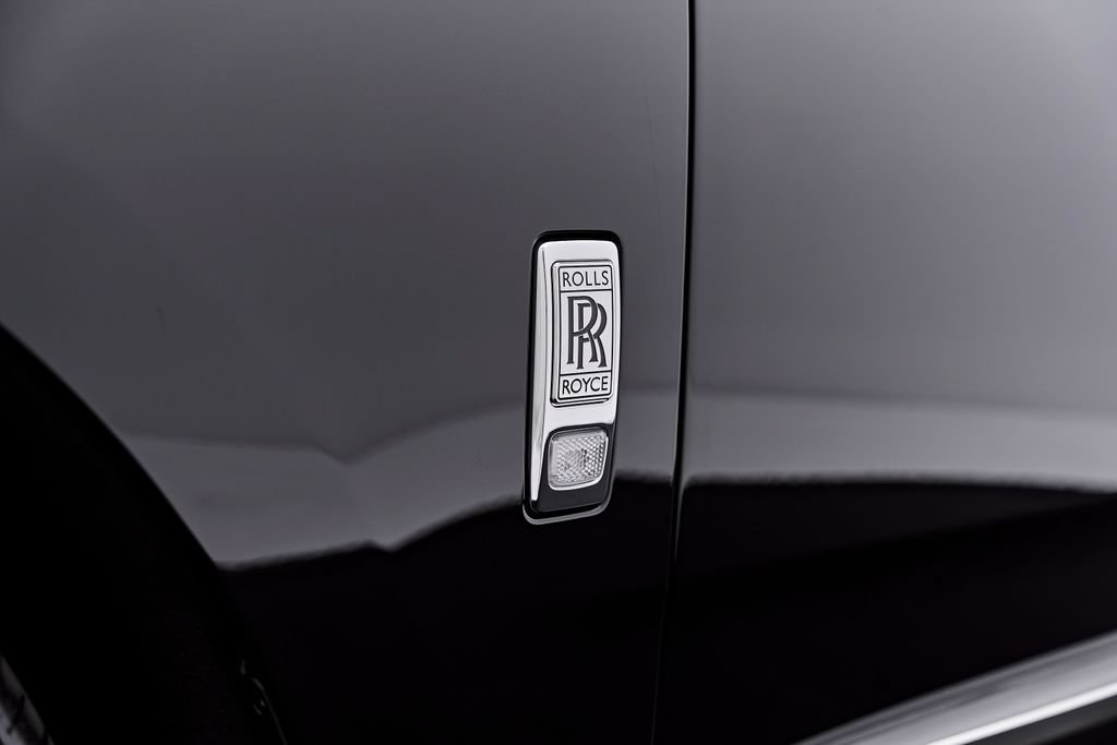 Used 2026 Rolls-Royce Cullinan w/ Cullinan Package AWD/4WD image 21