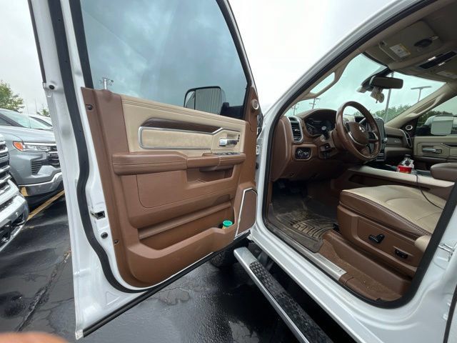 Used 2022 RAM 2500 Laramie AWD/4WD image 11