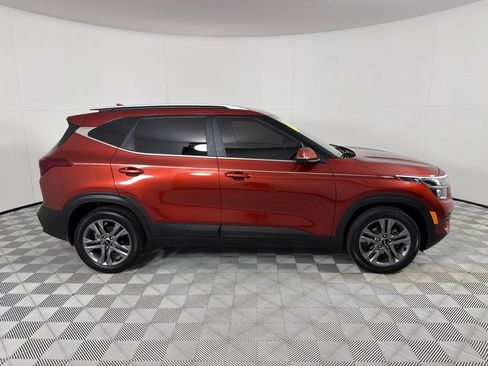 Used 2023 Kia Seltos S FWD image 4
