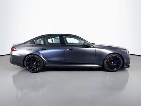 New 2026 BMW M5 image 8