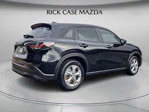 Used 2025 Honda HR-V LX image 7