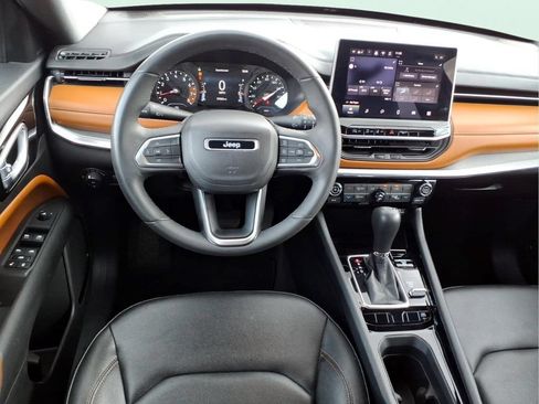 Used 2024 Jeep Compass Limited AWD/4WD image 18