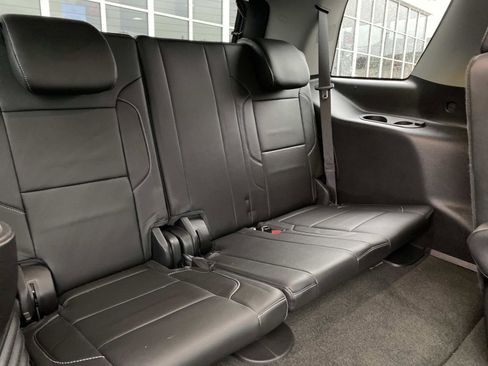 Used 2018 Chevrolet Tahoe LT w/ RST Edition image 26