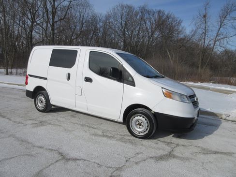 Used 2017 Chevrolet City Express LS image 3