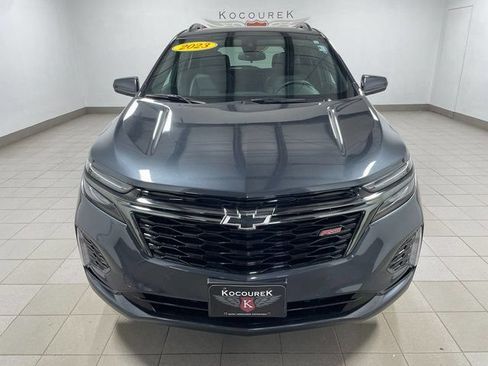 Used 2023 Chevrolet Equinox RS AWD/4WD image 2