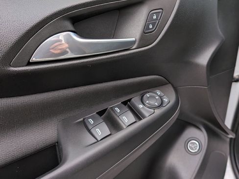 Used 2024 Buick Envista Sport Touring FWD image 14