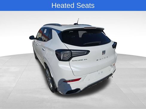 Used 2025 Buick Encore GX Avenir w/ Avenir Convenience Package FWD image 11
