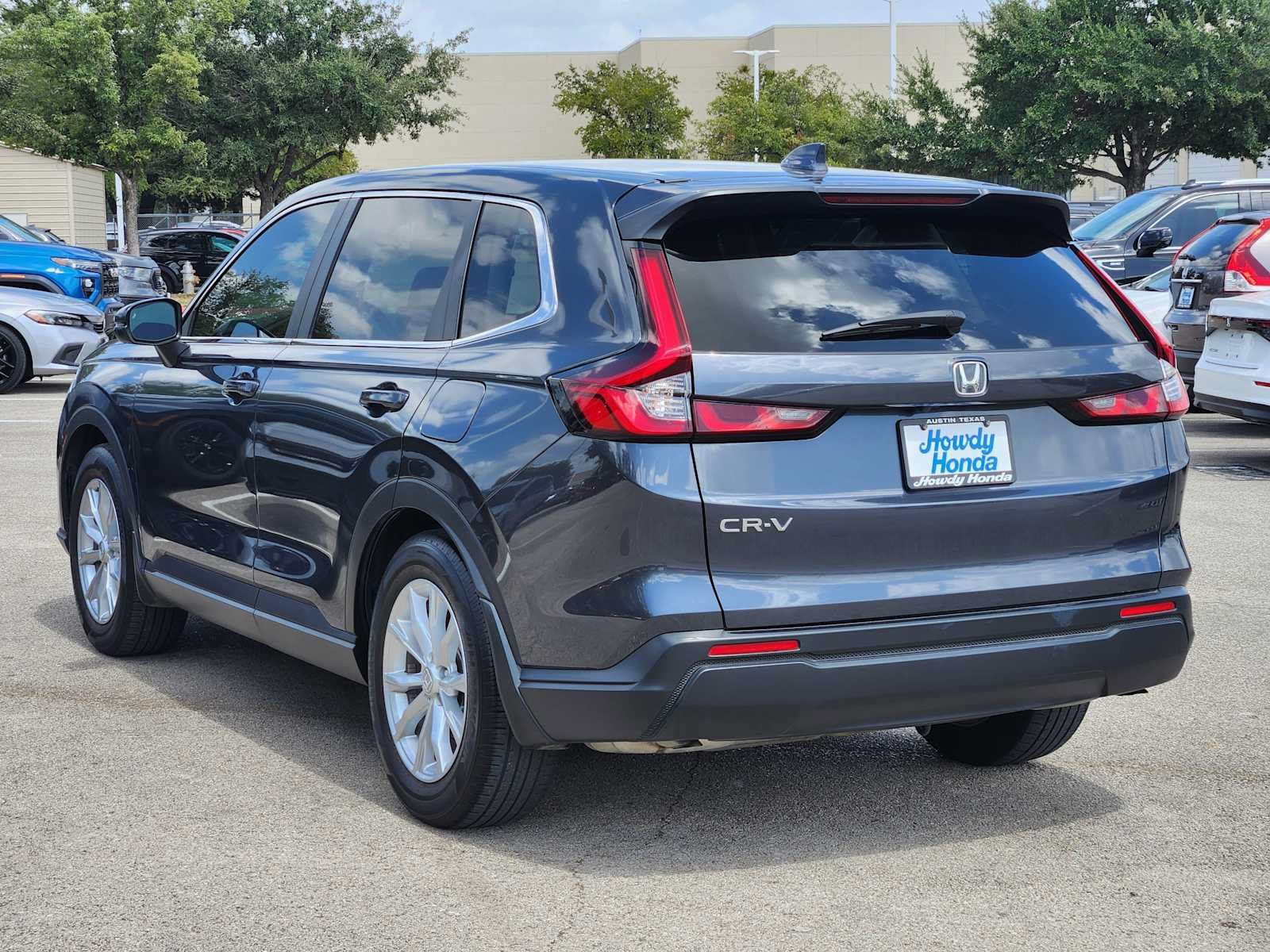 Used 2024 Honda CR-V EX image 5