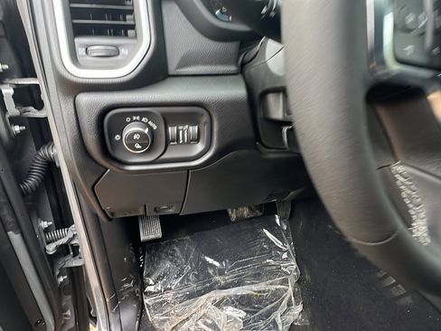 New 2026 RAM 2500 Laramie w/ Night Edition image 21