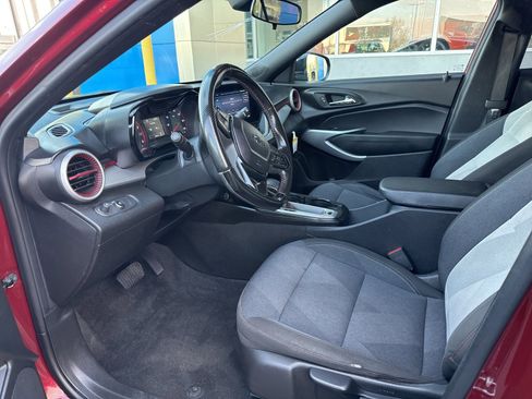 Used 2024 Chevrolet Trax RS w/ Driver Confidence Package image 17