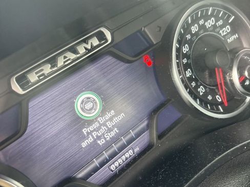 Used 2019 RAM 1500 Laramie image 3