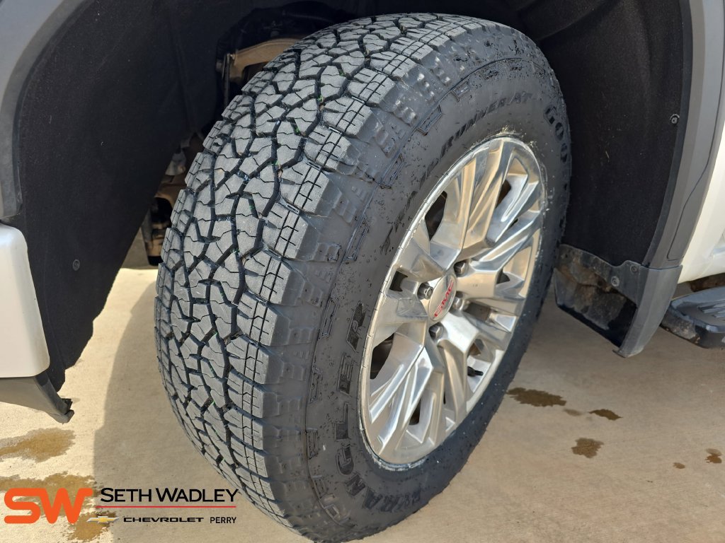 Used 2021 GMC Sierra 1500 Denali AWD/4WD image 32