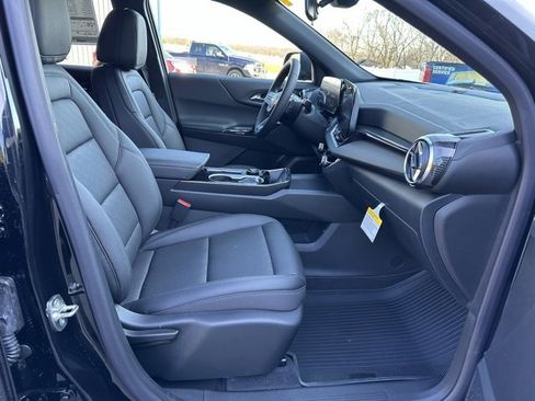 New 2026 Chevrolet Equinox LT image 29