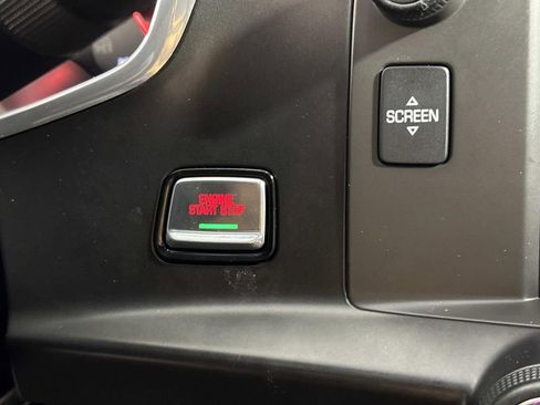 Used 2016 Chevrolet Corvette Stingray Coupe w/ Battery Protection Package image 19