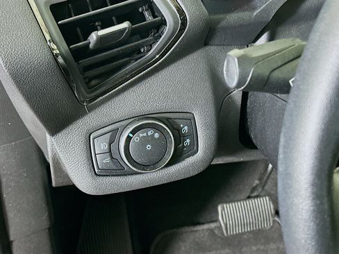 Used 2017 Ford Escape Titanium image 17